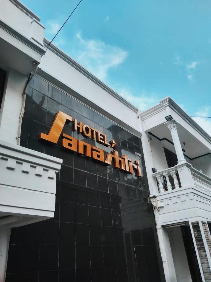 Hotel Sanashtri By Shm Bonorejo Exterior foto